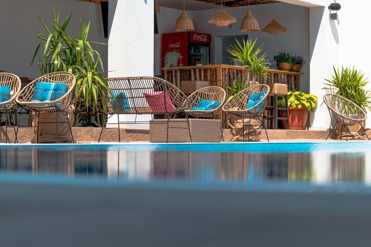 Ji Hotel سوزوبول المظهر الخارجي الصورة
